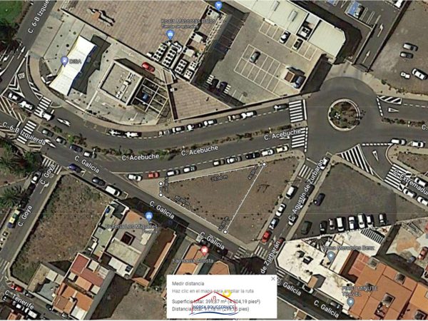 Se vende parcela céntrica y grande en Vecindario, Gran Canaria