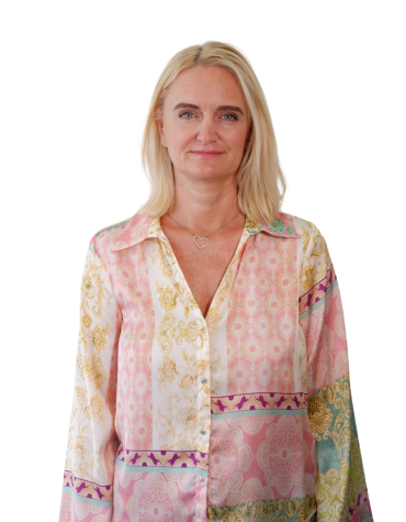 Judit Bauman, Ventas