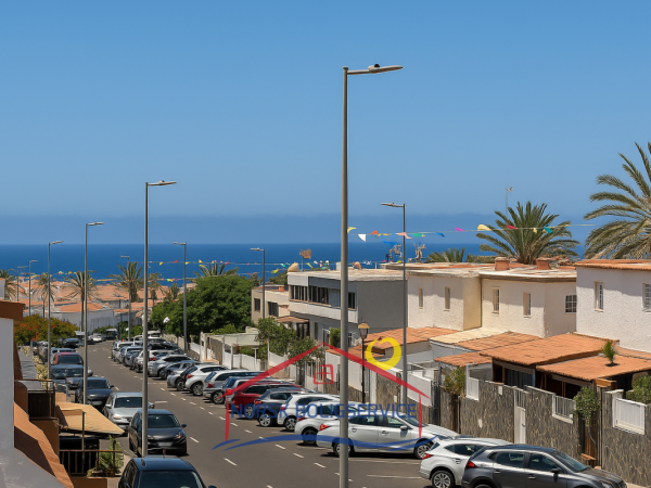 Se vende chalet pareado en el centro de Arguineguín, Gran Canaria