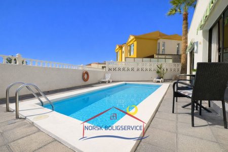 Se alquila piso espacioso en Arguineguín, Gran Canaria