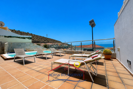 Se alquila casa moderna con vistas al mar en Arguineguín, Gran Canaria