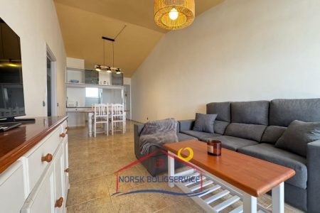 Se vende luminoso apartamento de dos dormitorios en Patalavaca.