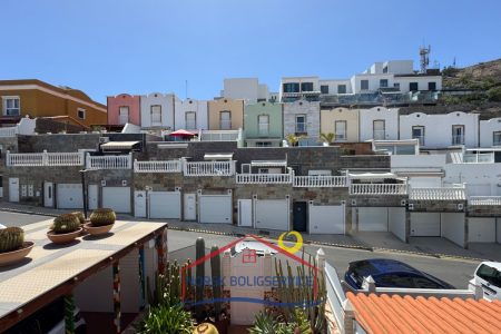 Se alquila amplia casa de tres dormitorios en Arguineguin
