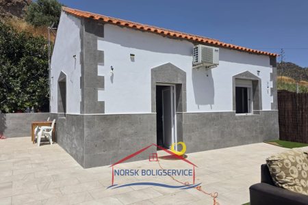 Se vende cuarto apero reformado en la zona de Cercado de Arañas